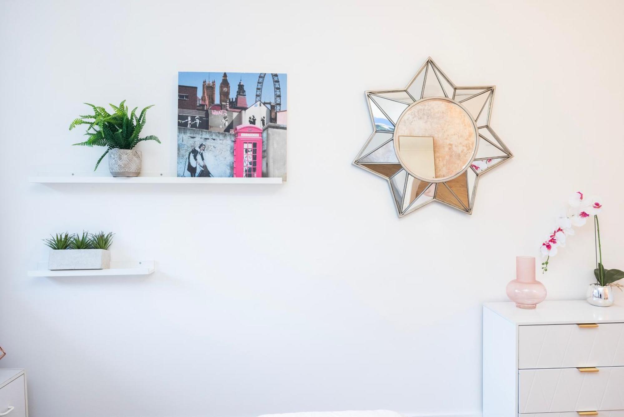 Trendy 4 Bed Apartment Near Vibrant Shoreditch W Balcony And Walking Distance To Tube Londres Exterior foto
