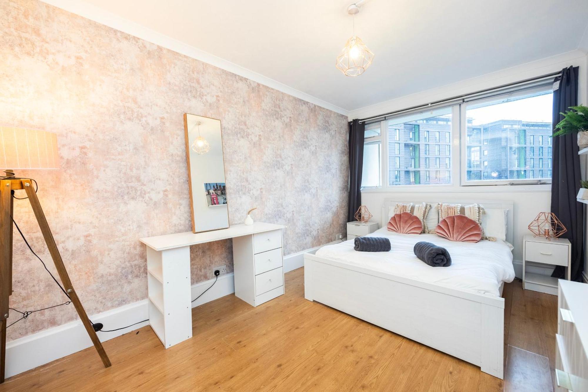 Trendy 4 Bed Apartment Near Vibrant Shoreditch W Balcony And Walking Distance To Tube Londres Exterior foto