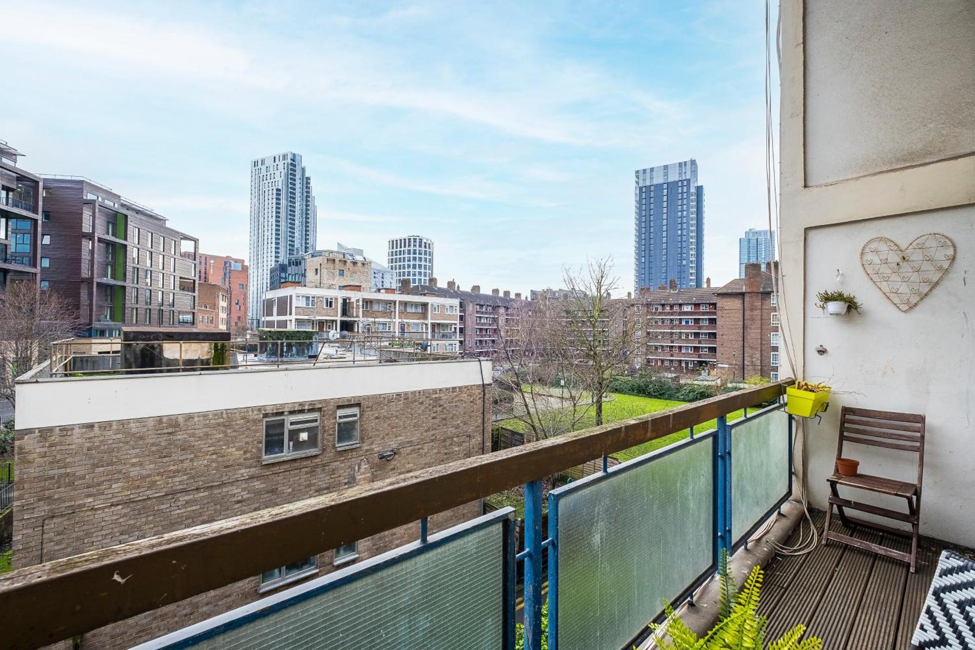 Trendy 4 Bed Apartment Near Vibrant Shoreditch W Balcony And Walking Distance To Tube Londres Exterior foto